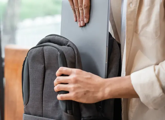 En İyi Laptop Çantası Tavsiyeleri ve Markaları