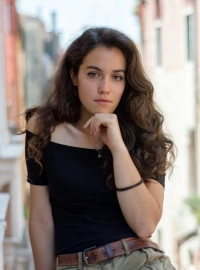 Zeynep Koç Zeynep Koç